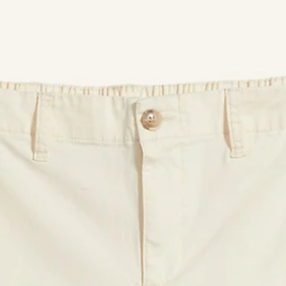 High-Waisted Chino Shorts Off White - Picture 4 of 8